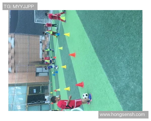 幼儿园小班足球律动活动方案促进儿童身体协调与团队合作能力提升 幼儿园小班足球律动活动方案促进儿童身体协调与团队合作能力提升