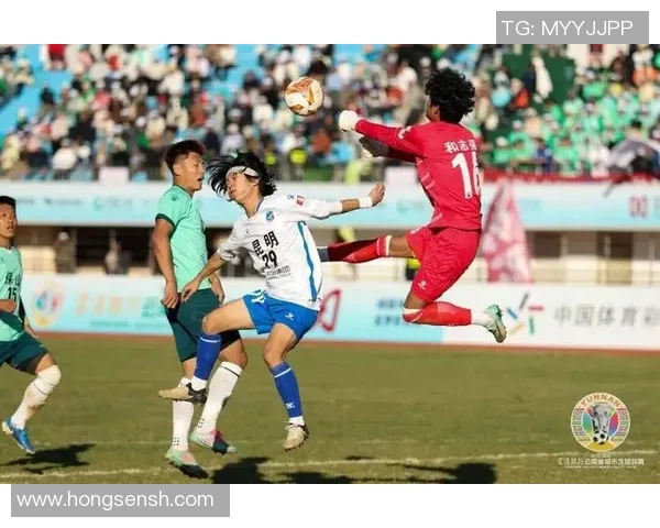 足球动起员的激情与梦想如何点燃年轻一代的运动热情与团队精神